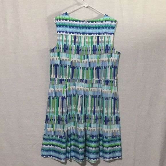 Sleeveless Abstract Design Dress A Line Style - Picture 3 of 6